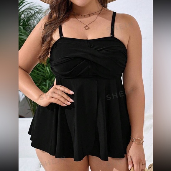 Tankini bathing suit set from SHEIN - Picture 2 of 6